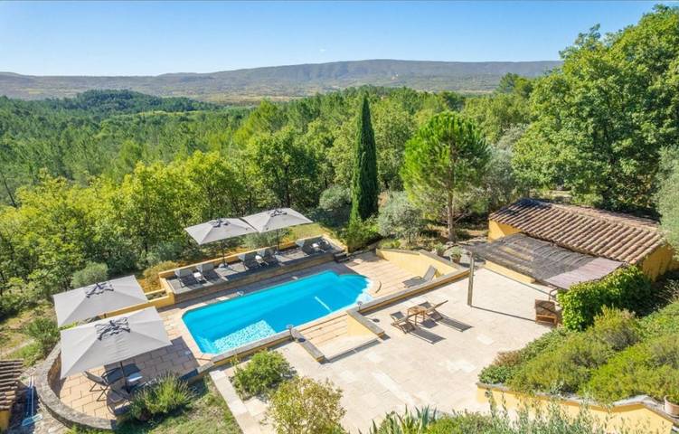 Chambre d’hôte pour 2 personnes, avec terrasse et vue ainsi que jardin et piscine à Roussillon - 2