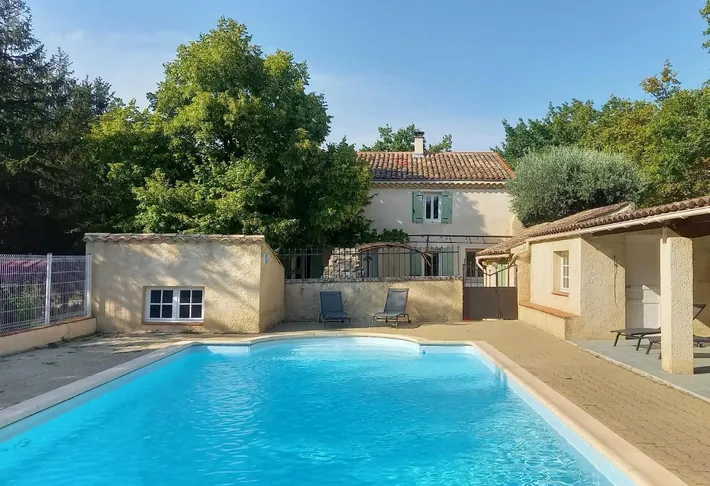Maison de vacances pour 6 personnes, avec piscine ainsi que terrasse et jardin - 1