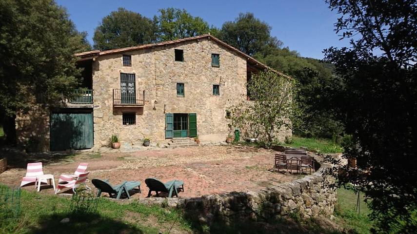 Casa rural para 4 personas, con Terraza además de Jardín y Vistas en Vall de Bas