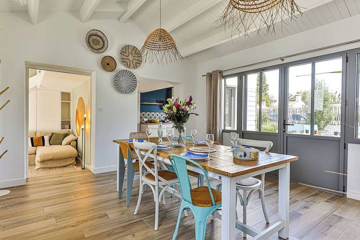 Maison de vacances pour 6 personnes, avec piscine ainsi que jardin et terrasse à Noirmoutier