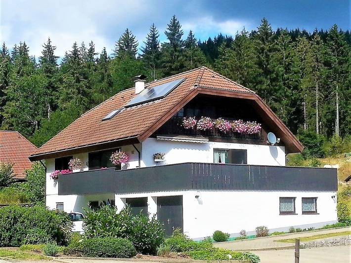Ferienwohnung für 3 Personen, mit Garten und Balkon in Schluchsee