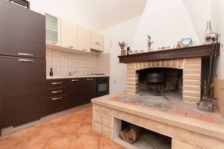 House Vela Lozna in Postira, Brac