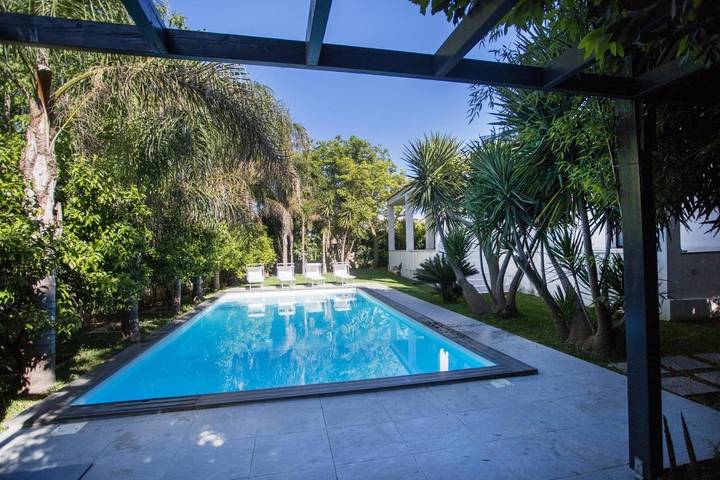 Dom dla 6 osób, z Balkon i Jacuzzi oraz Taras i Ogród w Canicattini Bagni