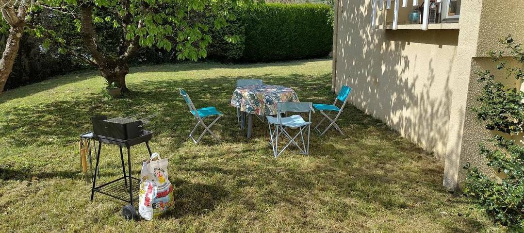 Location de vacances pour 8 personnes, avec jardin dans Belleville-sur-Meuse