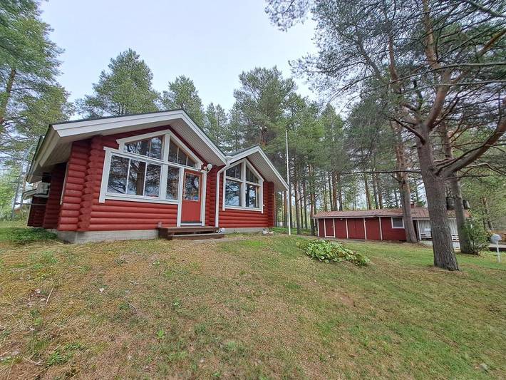 Ferienhaus für 8 Personen, mit Balkon und Terrasse sowie Garten und Sauna
