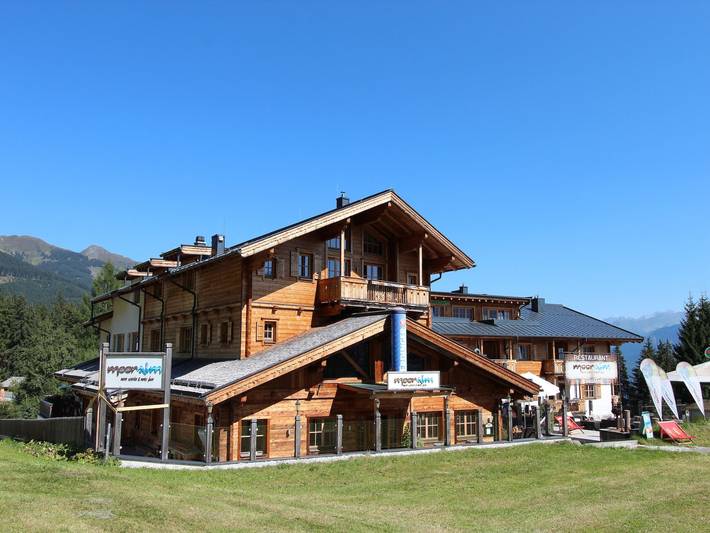 Ferienwohnung für 6 Personen, mit Balkon und Terrasse sowie Garten und Sauna