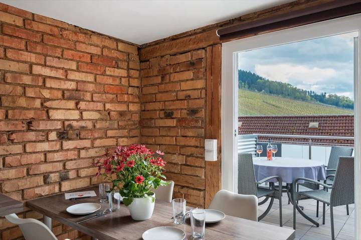 Entire apartment, Apartment 'Heimatliebe' with Shared Garden, Balcony and Wi-Fi in Oberkirch, Renchtal