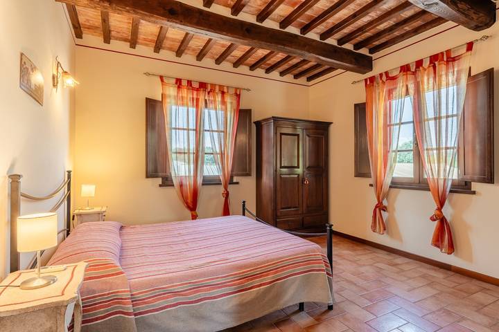 Agriturismo per 5 persone, con giardino in Provincia di Lucca
