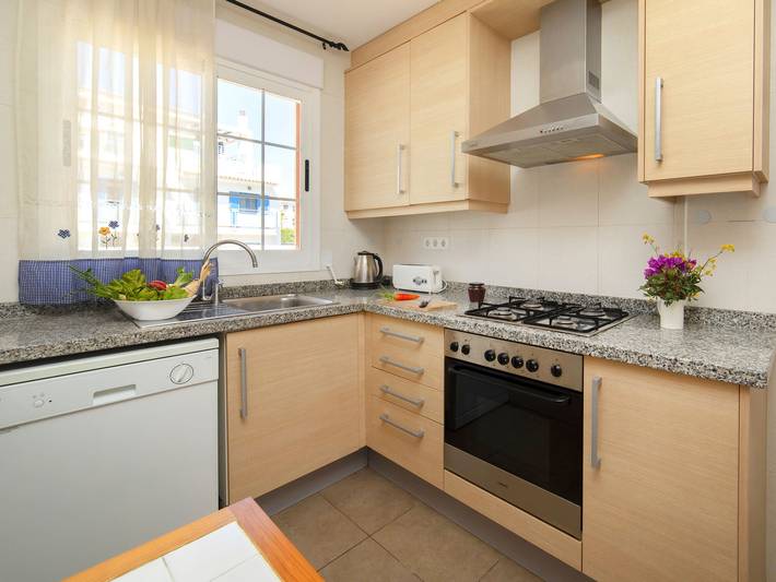 Ferienhaus für 8 Personen, mit Terrasse und Garten in Calpe - 3