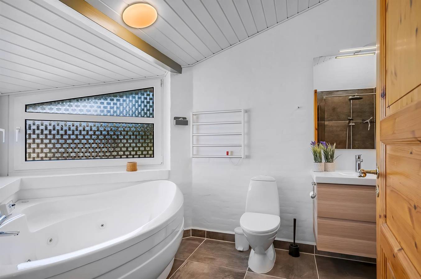 Beautiful home in Thisted w/ Sauna, Wifi and 4 Bedrooms in Klitmøller, Thy Nationalpark