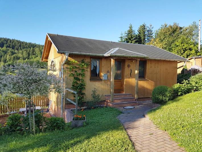 Ferienhaus für 4 Personen, mit Terrasse und Garten sowie Ausblick