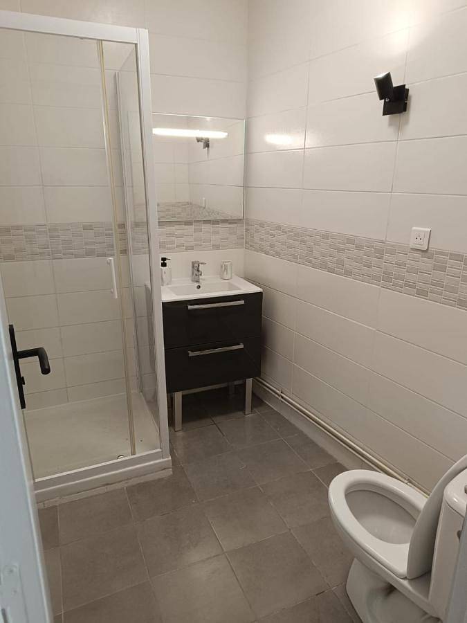 Gîte pour 3 personnes, avec terrasse et jardin à Salses-le-Château - 4