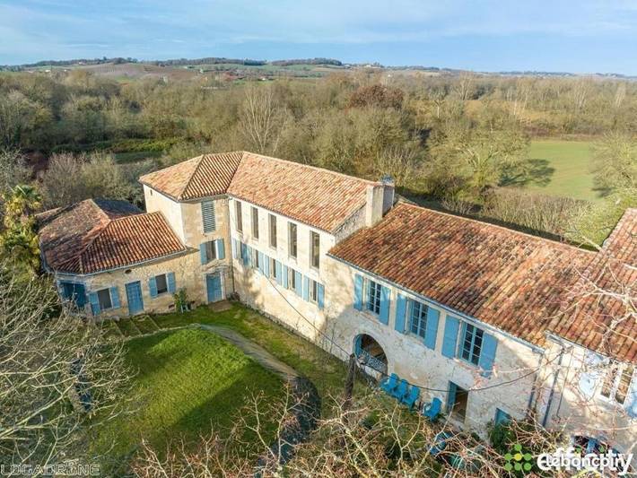 Appartement de vacances pour 6 personnes, avec Terrasse ainsi que Jardin et Vue