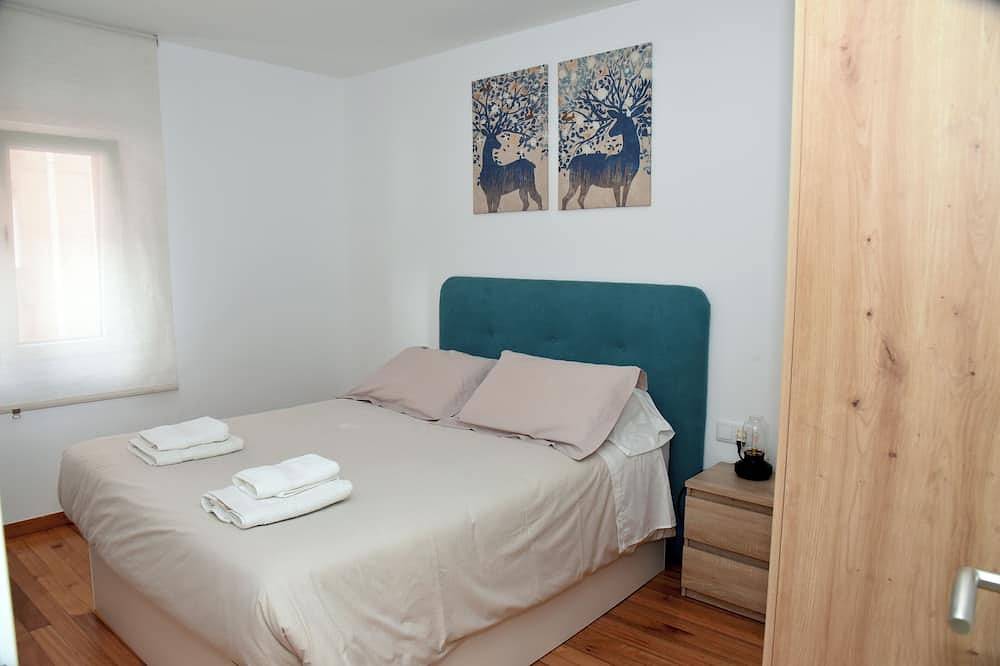 Entire apartment, Renovated Apartment|Centrally located|wifi in Noia, Rías Baixas