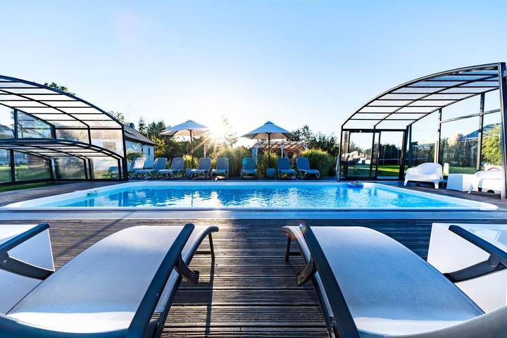 Vakantiepark voor 6 personen, with uitzicht and tuin as well as zwembad in Polen