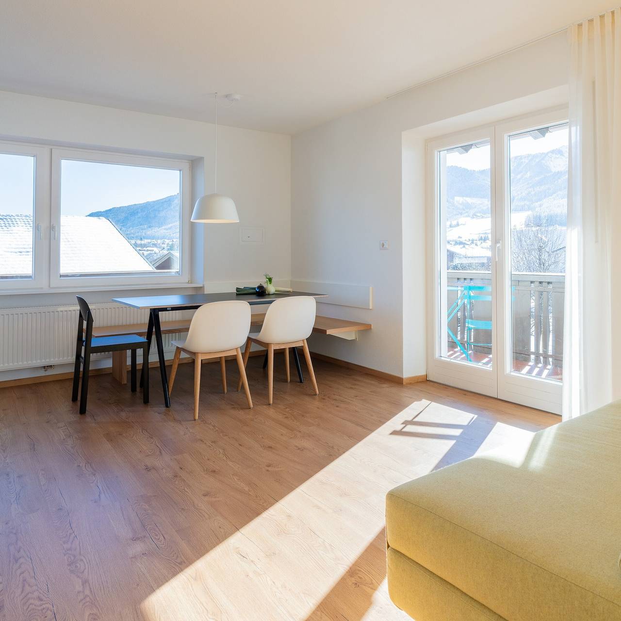 Appartamento intero, Moderno "Appartamento Hus - Nr. 5" con balcone, giardino e Wi-Fi in Valdaora, Dolomiti Superski