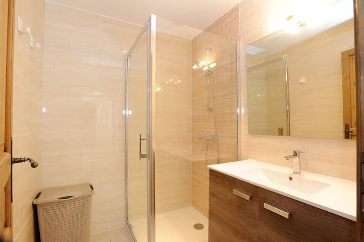 Location de vacances pour 6 personnes, avec jardin et terrasse à Montesquieu-des-Albères - 4