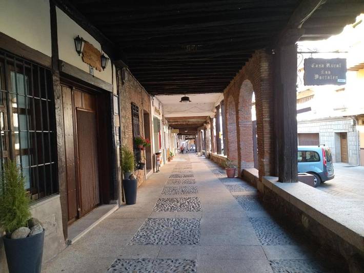 Casa rural para 18 personas, con piscina para niños y vistas al lago además de terraza y vistas en Valle del Jerte - 2