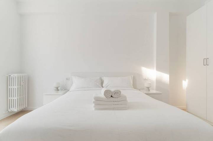 Ganze Wohnung, GuestHost - Cozy 72m2 apartment, ideal for 4 people, located on the third floor of a building without a lift.The accommodation is located in the Forlanini district, a quiet residential area well equipped with the main services and well connected thanks t in Mailand, Mailand Provinz