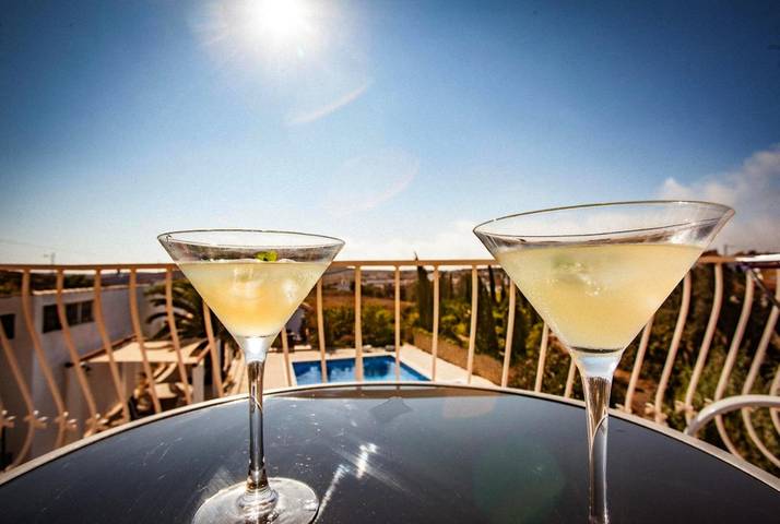 Gîte pour 6 personnes, avec jardin ainsi que vue et piscine, animaux acceptés à Vila do Bispo - 4