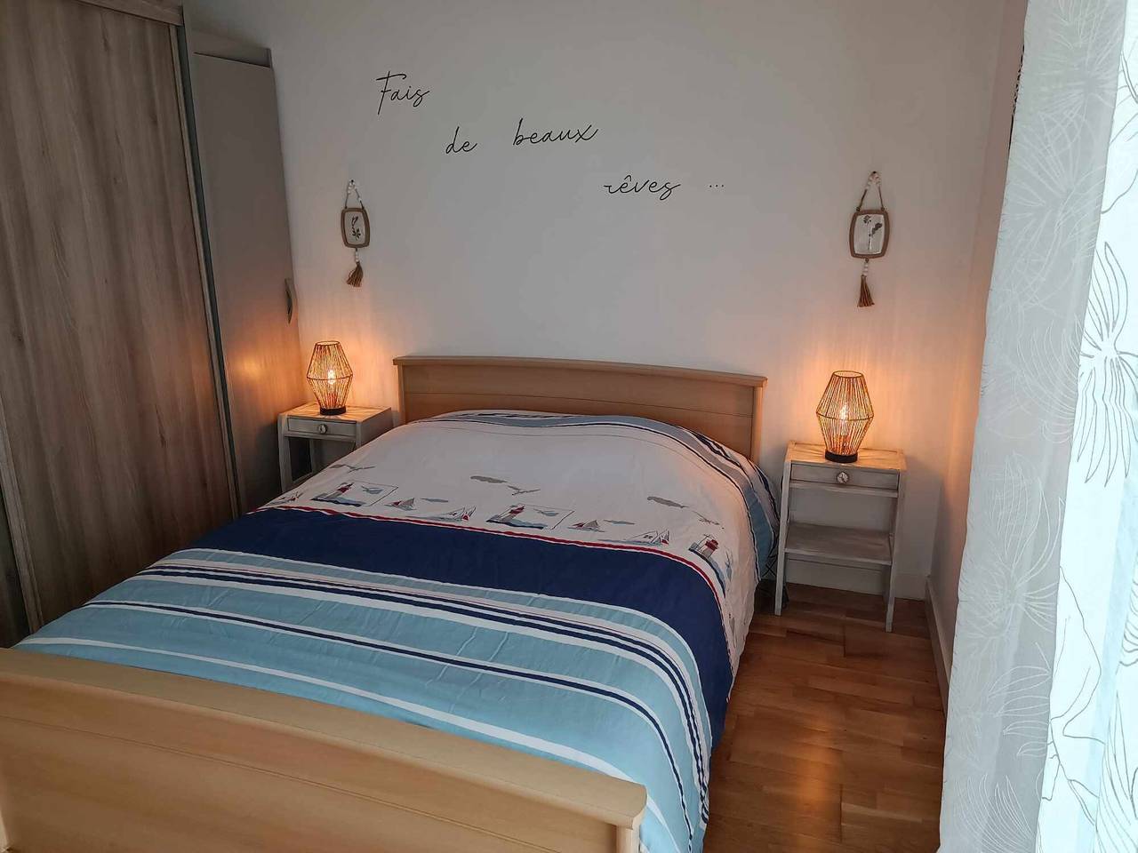 Entire apartment, Holiday Home “Séjour à Quimperlé” with Private Terrace, Garden & Wi-Fi in Quimperlé, Quimper region
