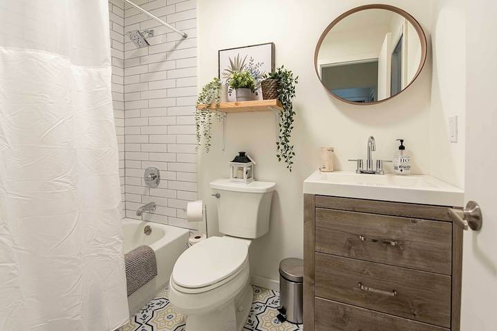 Ferienhaus für 2 Personen, mit Garten und Terrasse sowie Whirlpool - 1