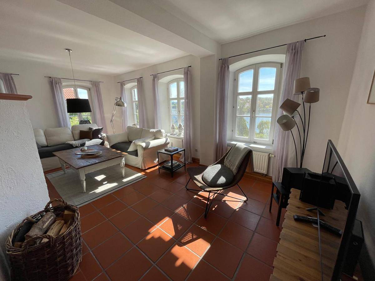 Ganze Wohnung, Chiemgau, Seeblick, Haus am Weinberg, 83370 Seeon Oberbayern in Seeon, Seebruck