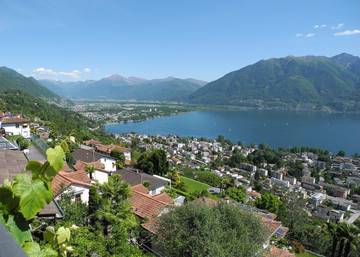 Ferienwohnung für 4 Personen in Brione sopra Minusio, Tessiner Alpen, Bild 1