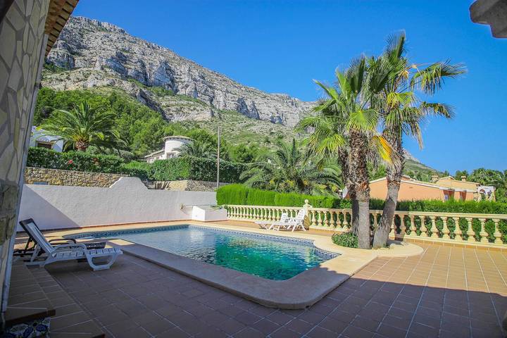 Villa 'Sabina' mit Meerblick, Privatem Pool und Wi-Fi in Montgo, Dénia