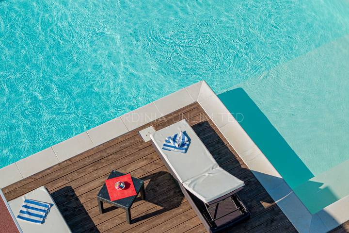 Location de vacances pour 14 personnes, avec jardin à Badesi - 3