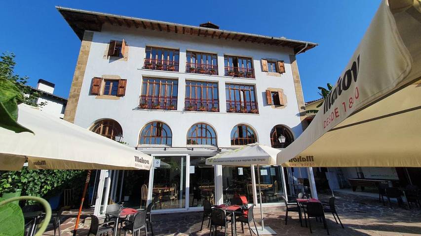 Hôtel pour 2 personnes, avec terrasse à Bera - 4