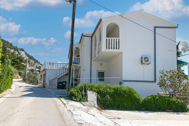Ferienwohnung für 3 Personen, mit Balkon/Terrasse in Pisak - 2