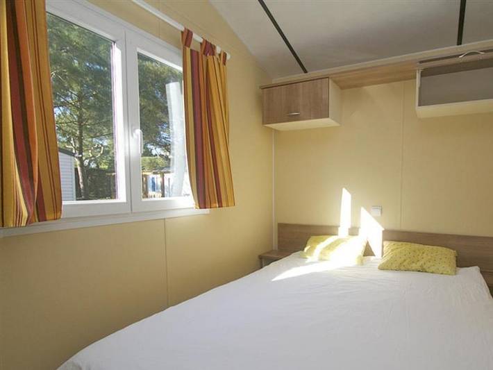 Mobil home pour 6 personnes, avec bassin pour enfant dans Plage De La Paree Du Jonc - 4