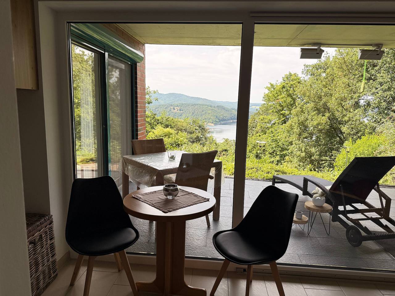 Apartamento entero, Apartamento con vistas al lago junto al Urwaldsteig in Principado de Waldeck, Waldecker Land