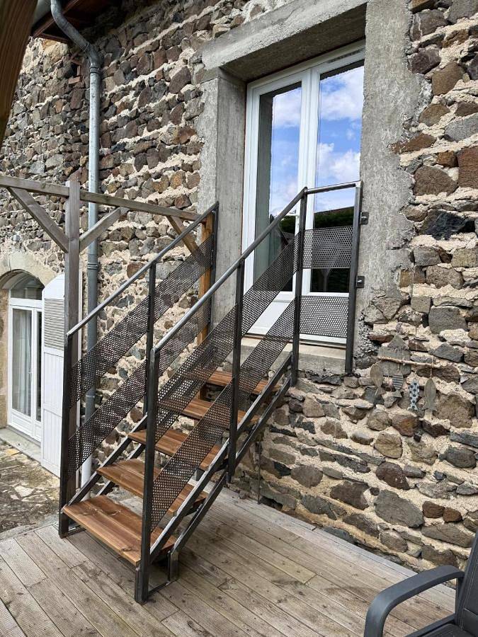 Gîte pour 3 personnes, avec Terrasse dans Saint-Babel - 2