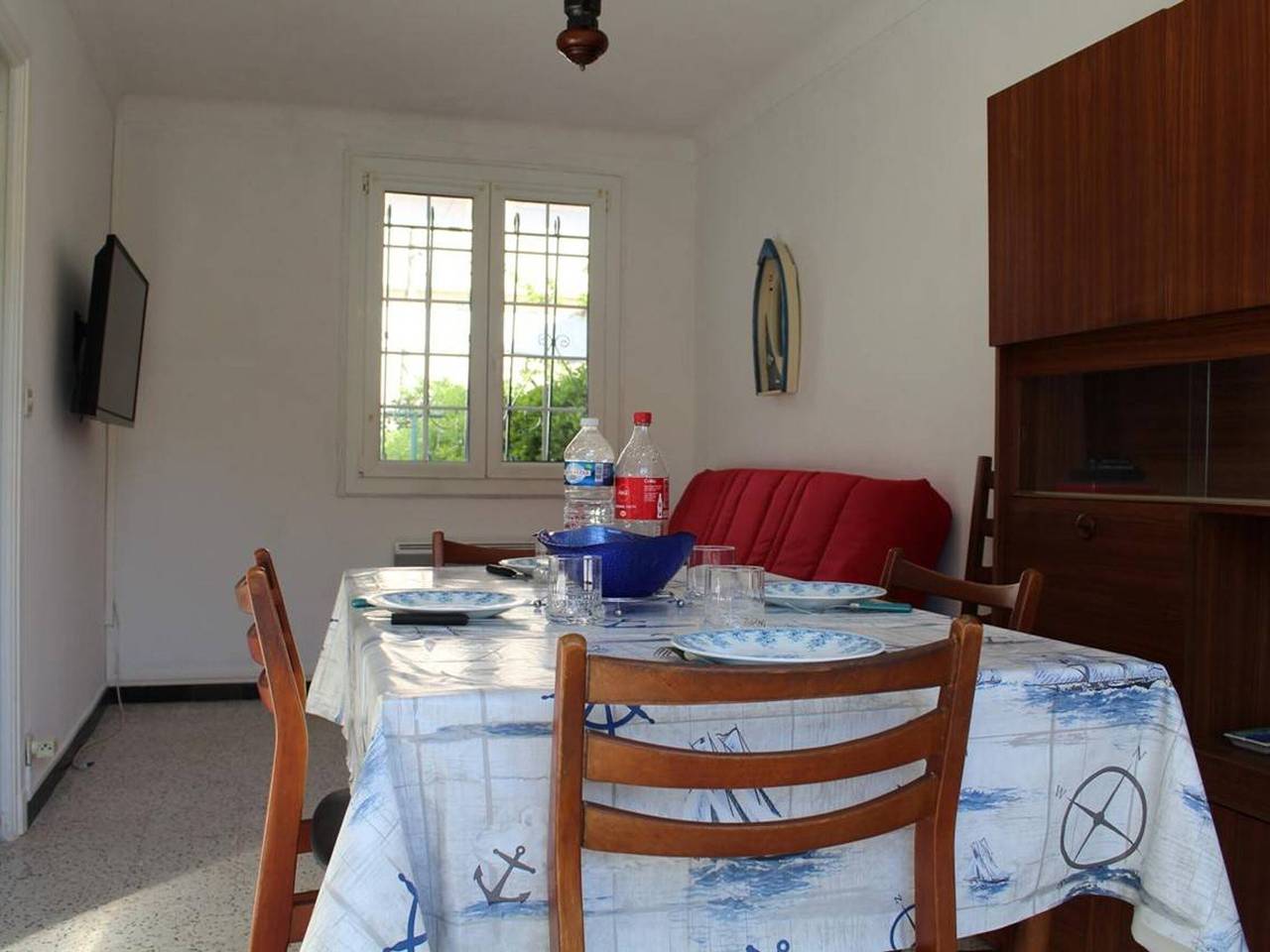 Cozy 2-Bedroom House, 150m from Beach, Terrace, and Parking in Port-la-Nouvelle, Narbonne region