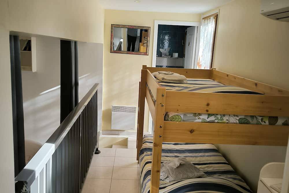 Ganze Wohnung, Mietpreis für das Apartment für maximal 8 Personen, kontaktieren Sie uns für 12 in Menton, Nizza und Umgebung