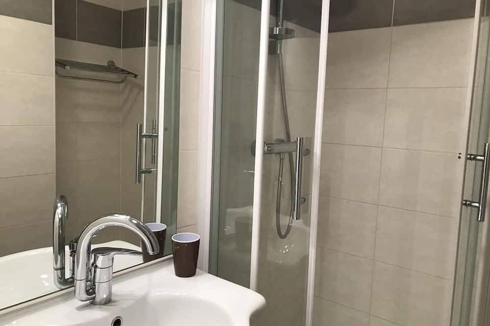 Ganze Wohnung, Wifi, skiurlaub an der piste, 3te Etage, balkon, fernseher, schließfach für die skier, 25m² in Corrençon-en-Vercors, Parc naturel régional du Vercors