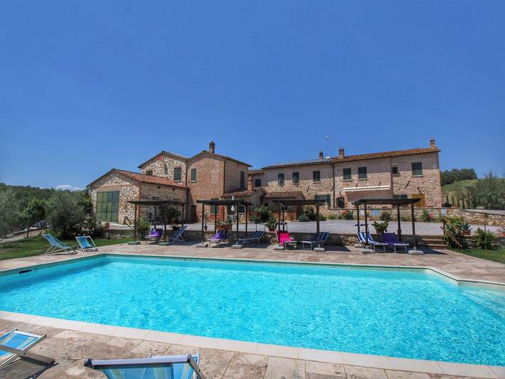 Gîte pour 2 personnes, avec terrasse et piscine, animaux acceptés en Toscane - 4