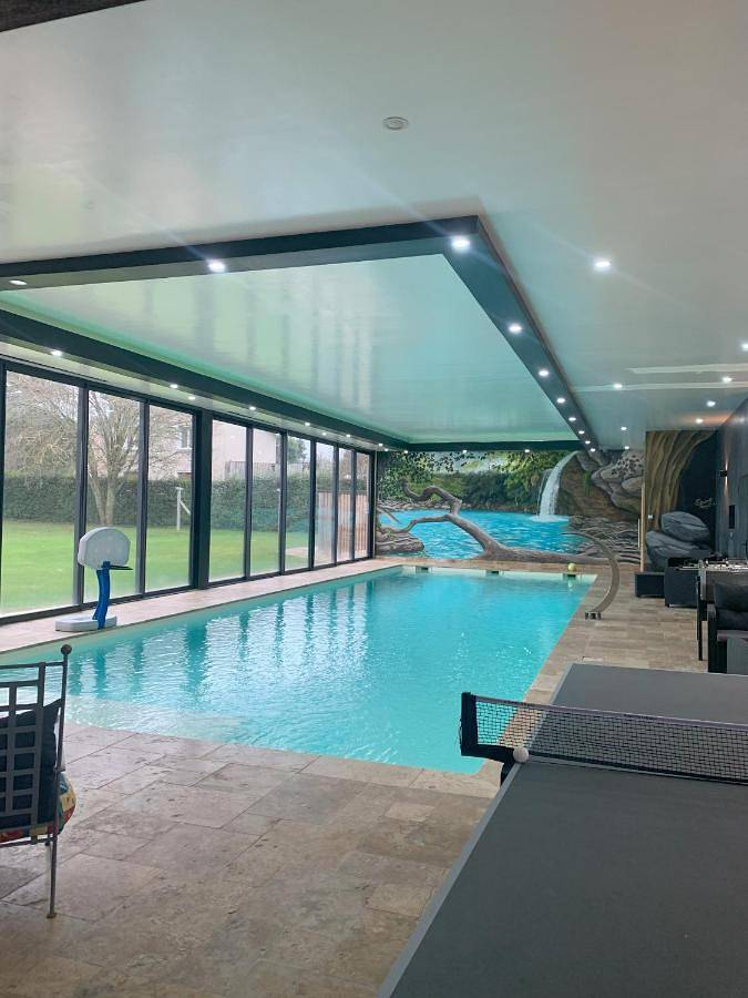 Domaine les petits bois seminaire 36 couchages avec piscine privée 31 degrés in Clermont-Créans, Sarthe