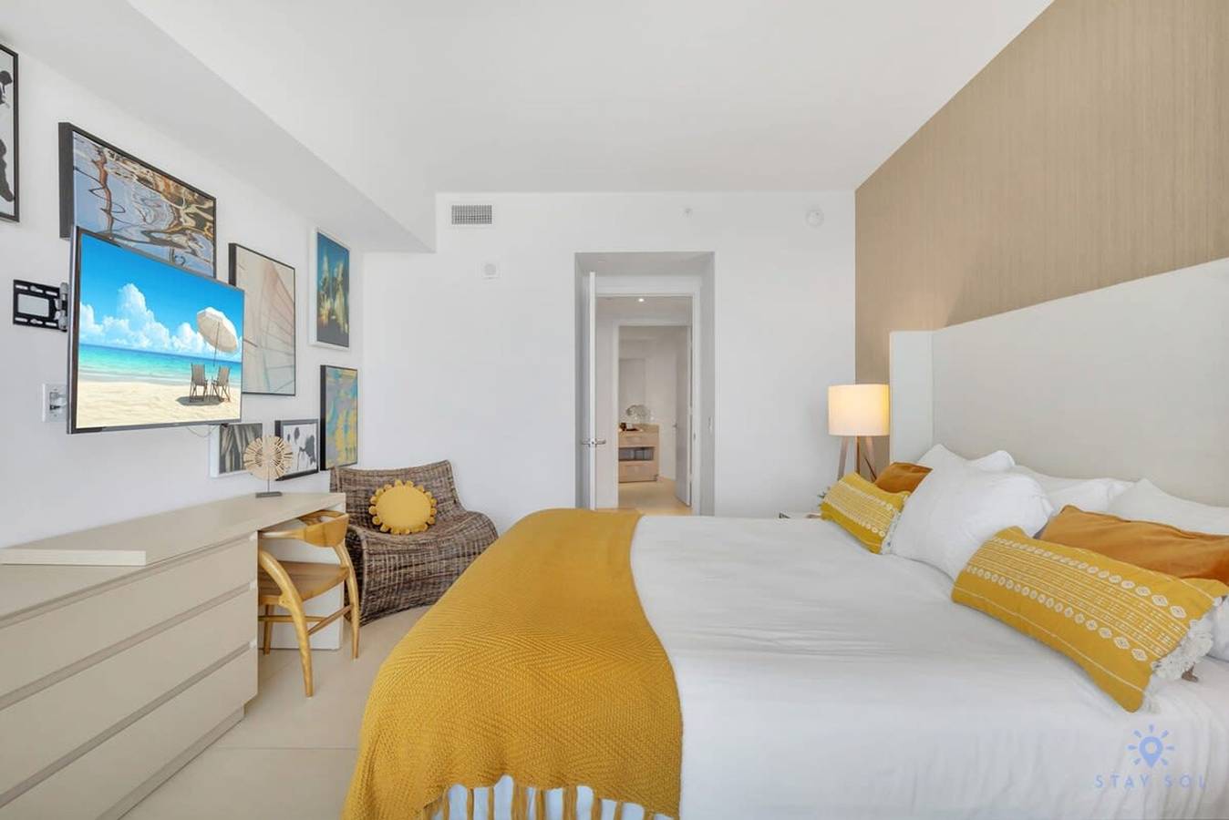 Apartamento entero, Stunning 1Br Apt With Ocean View Balcony in Hollywood Beach (FL), Hallandale Beach