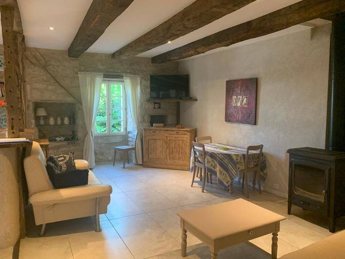 Gîte pour 6 personnes, avec vue et terrasse dans Château de Mauriac - 3