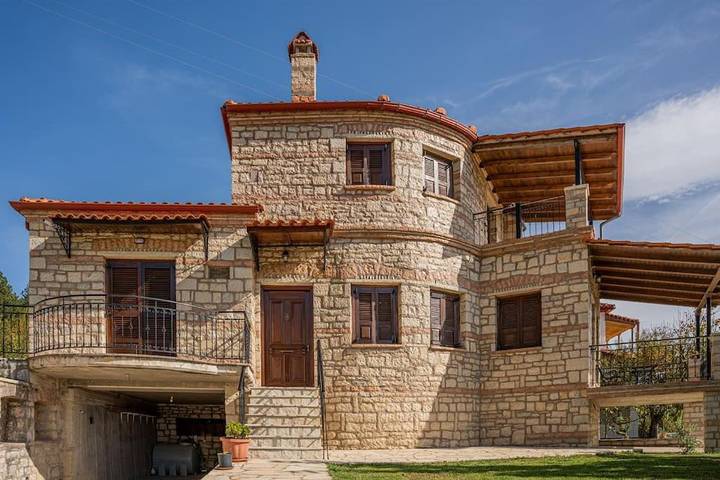 Location de vacances pour 6 personnes, avec vue ainsi que jardin et balcon à Arta - 3
