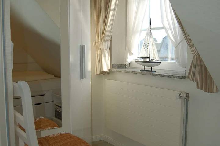 Ganze Wohnung, 4 Dtv Sterne, Meerblick, Wäsche, Kurkarte, Parkplatz inkl & Hunde willkommen in Nordfriesische Inseln (Schleswig-Holstein) (Schleswig-Holstein), Wenningstedt