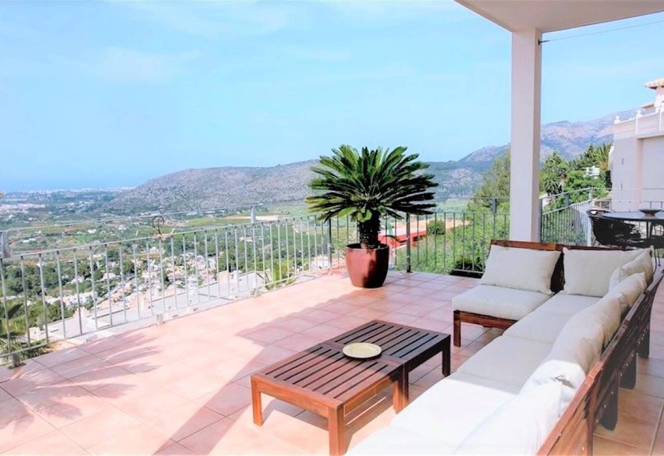 Luxusvilla im La Sella Resort mit Berg- & Meerblick, Pool, Wlan, Klimaanlage, Terrassen & Garten in La Sella, Pedreguer