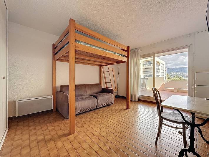 Gîte pour 2 personnes, avec piscine et terrasse dans Port de Bormes les Mimosas - 3