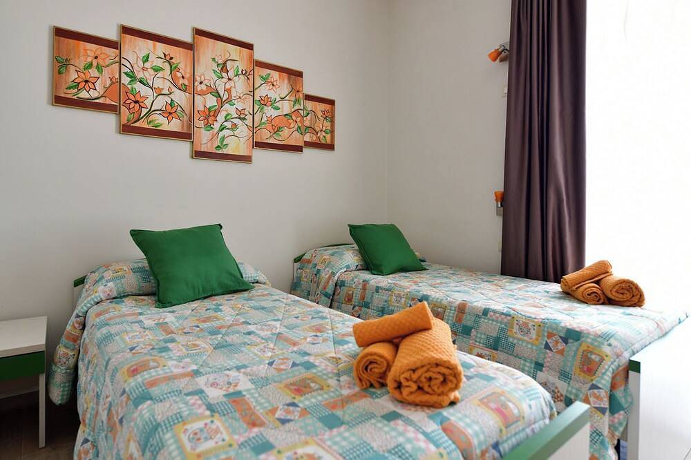 Villa with pool for 8 guests with 3 bedrooms in Castellana Grotte, Region de Bari