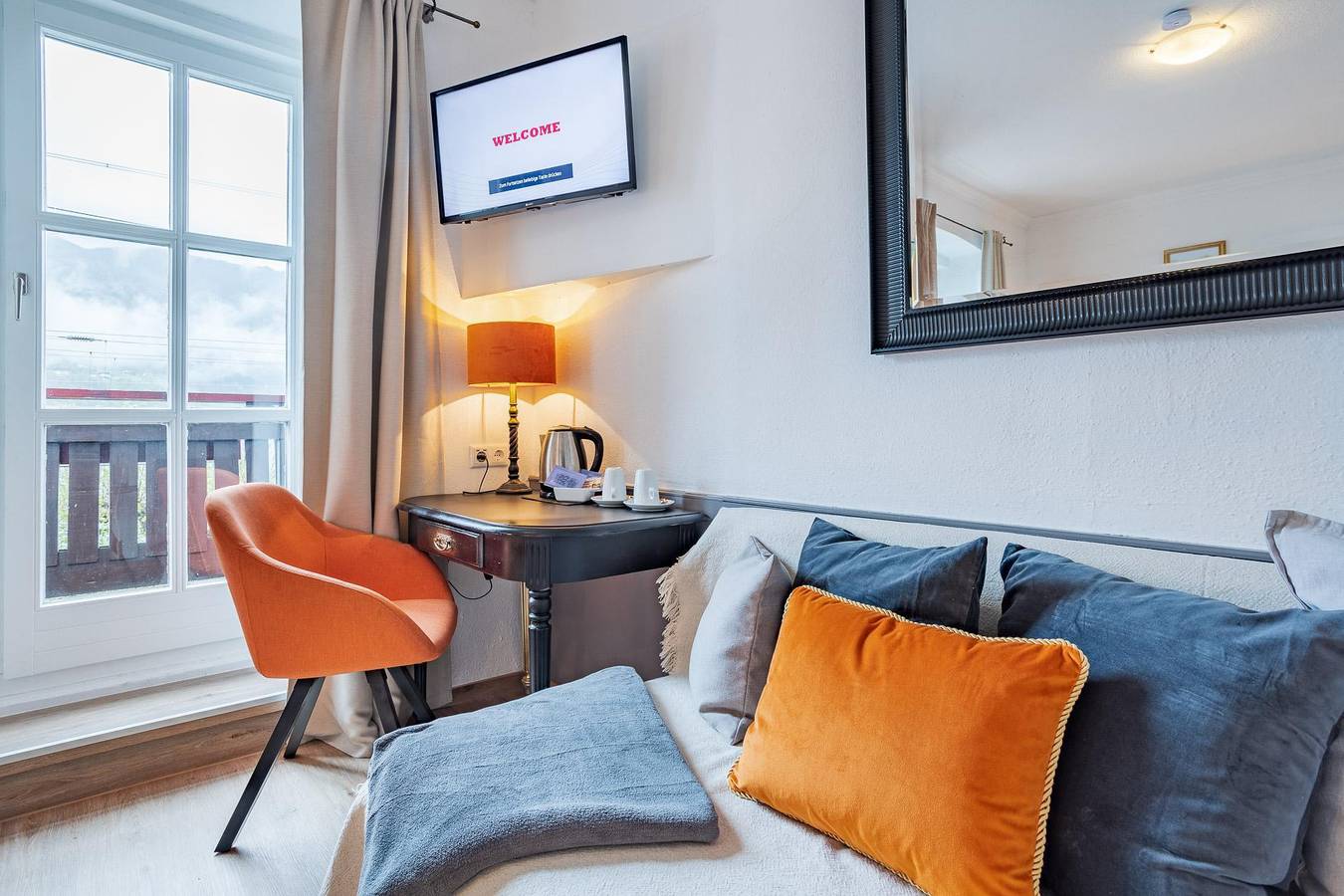 Dreibettzimmer mit Dusche, Wc in Zell am See (By), Zell am See