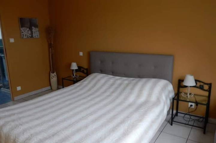 Chambre d’hôte pour 3 personnes, avec jardin à Courtils