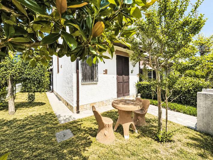 Location de vacances pour 6 personnes, avec Terrasse et Jardin à Lido delle Nazioni - 4